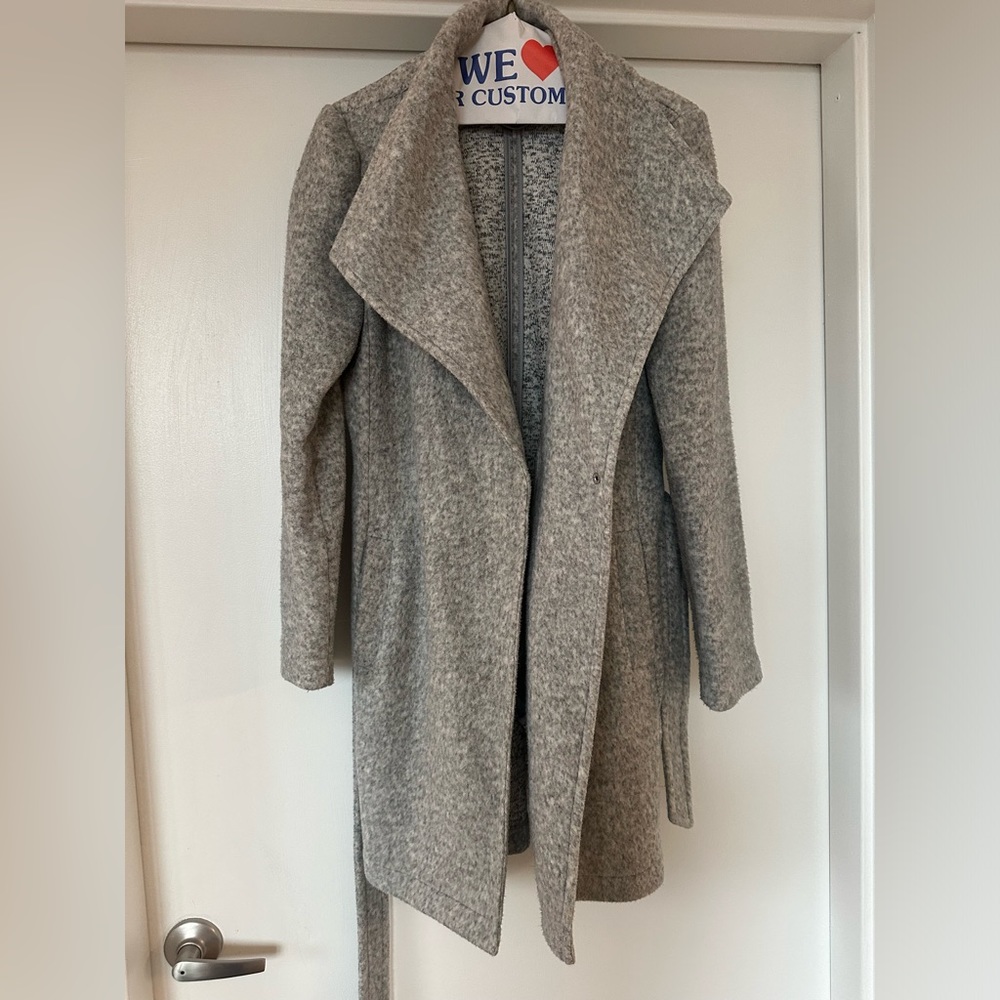 Vero Moda Women’s Lightweight Fleece Jacket